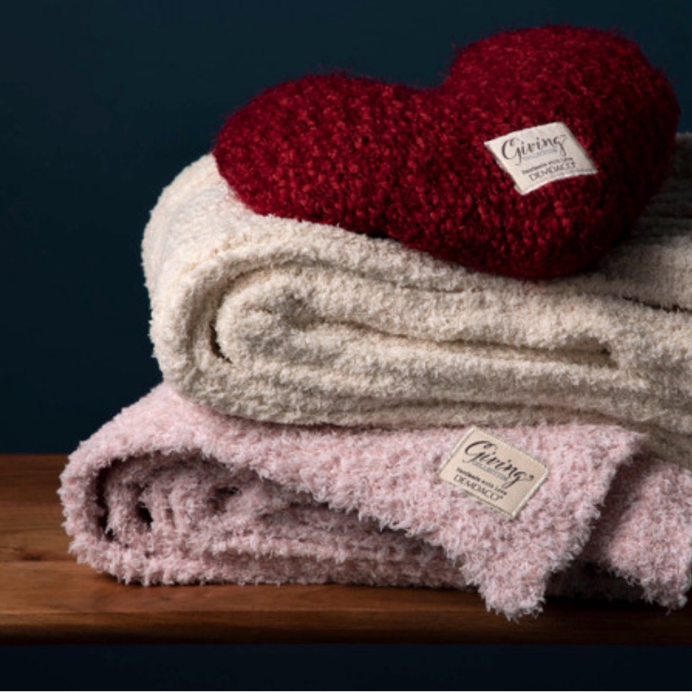 DEMDACO Giving Heart Cranberry Red 10 X 11 Cotton Weighted Plush Decorative - Picture 4 of 6